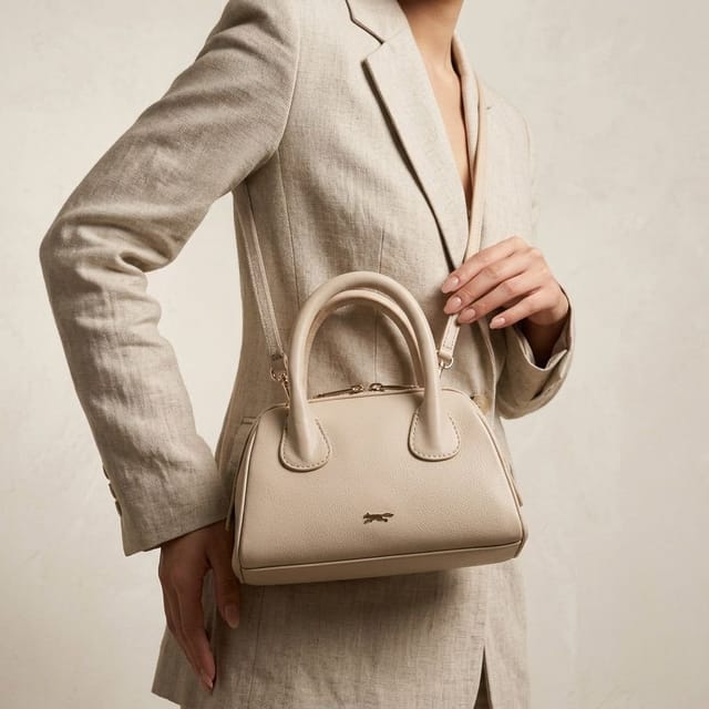 Paul Costelloe Paul Costelloe Women's Astria Leather Crossbody Bag in Light Beige - 2