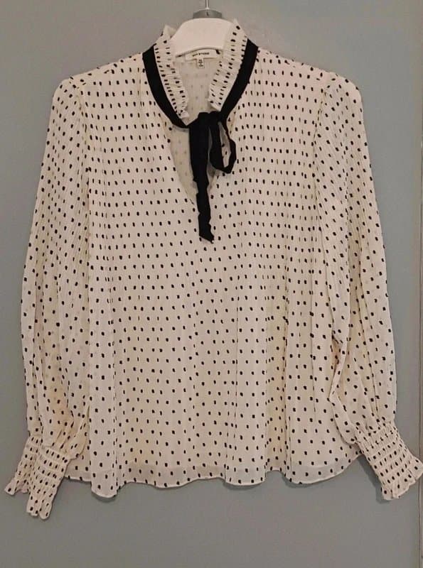 Max Studio Max Studio Cream Blouse - size M/12