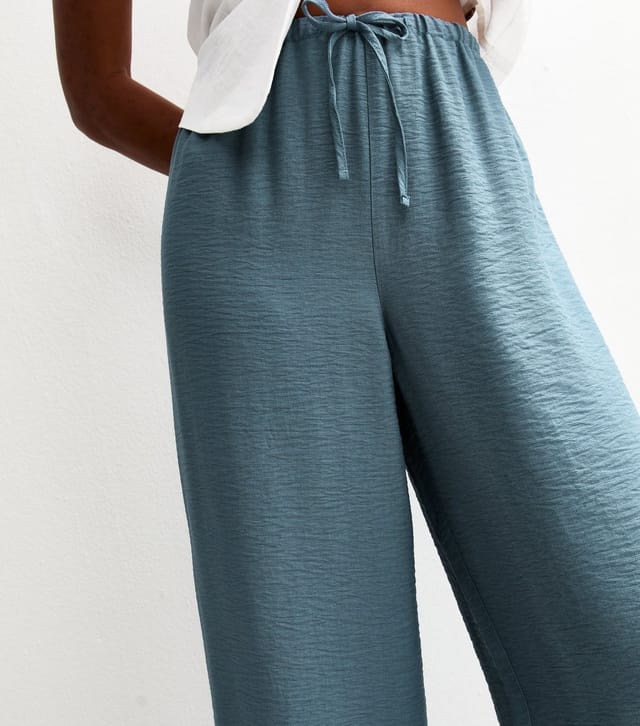 New Look Women's Blue Crinkle Texture Wide Leg Trousers New Look - 2