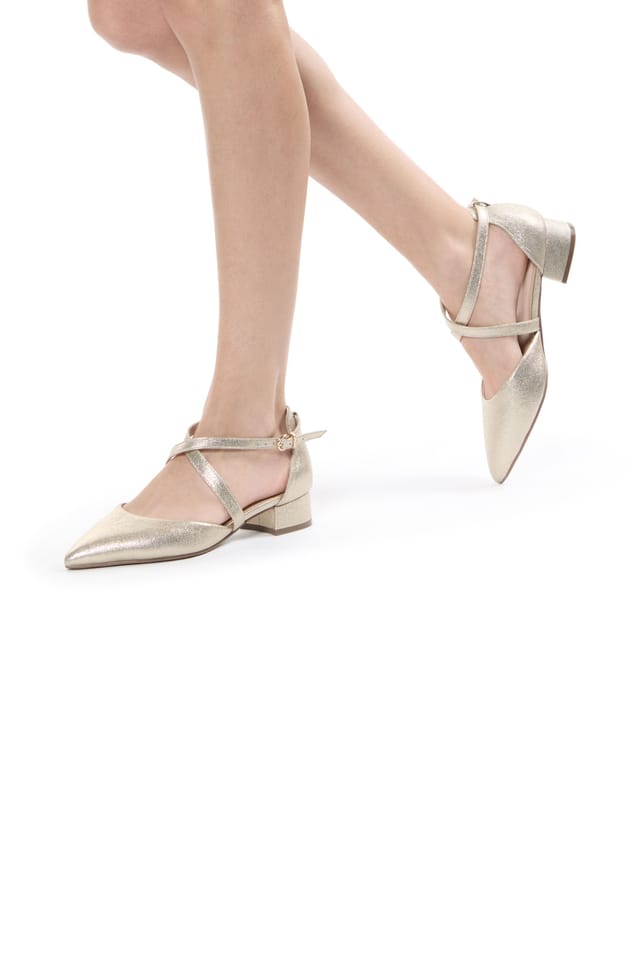 Paradox London Paradox London Women's Fabienne' Wide Fit Block Heel Open Court Shoes in Gold - 2