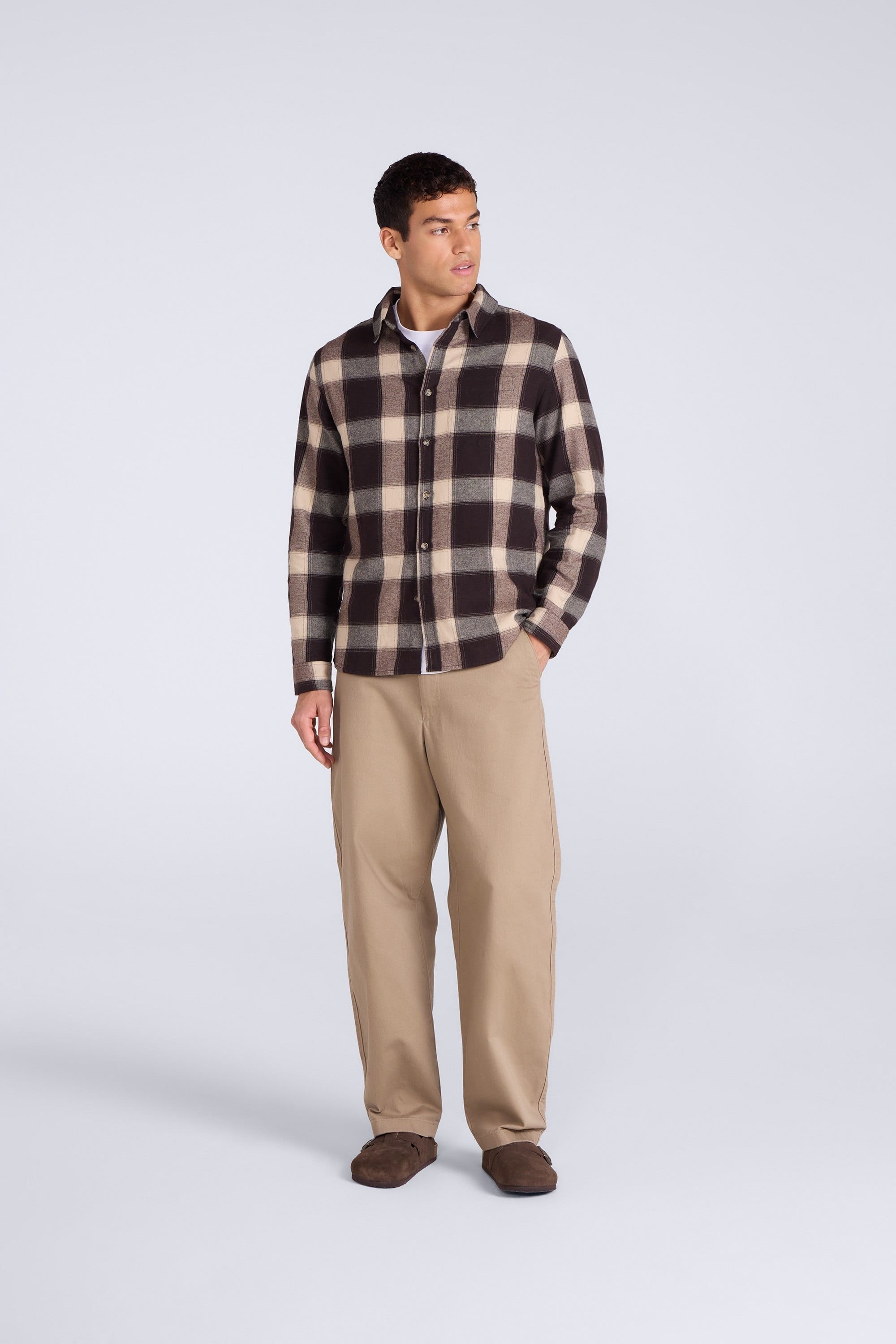 Animal Animal Men's 'Cove' Cotton Check Flannel Shirt Stylish Lightweight Button Down Top in Grey - 2