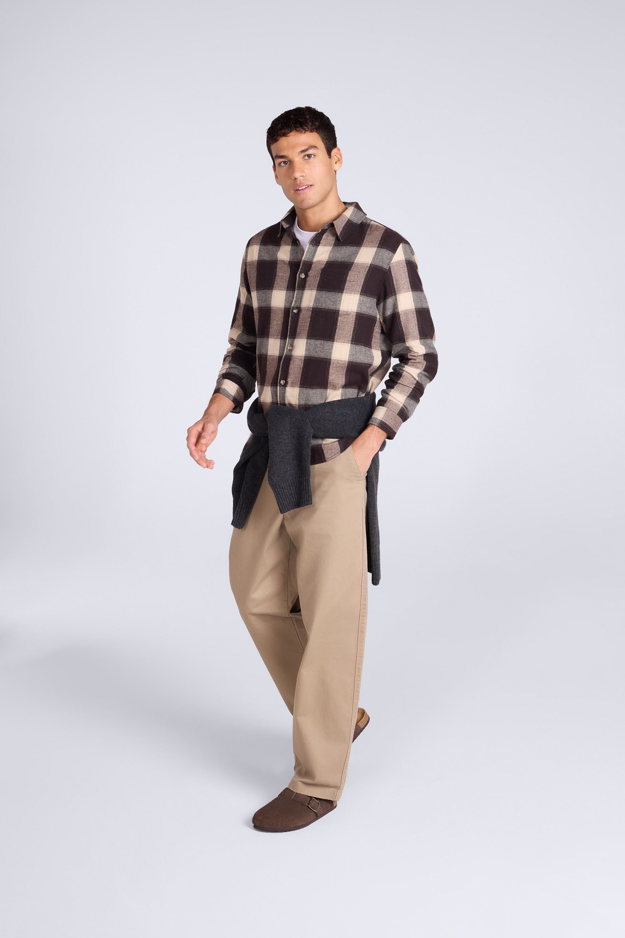 Animal Animal Men's 'Cove' Cotton Check Flannel Shirt Stylish Lightweight Button Down Top in Grey - 3