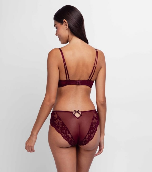 Dorina Women's Red Satin Lace Trimmed Plunge Bra Dorina New Look - 3