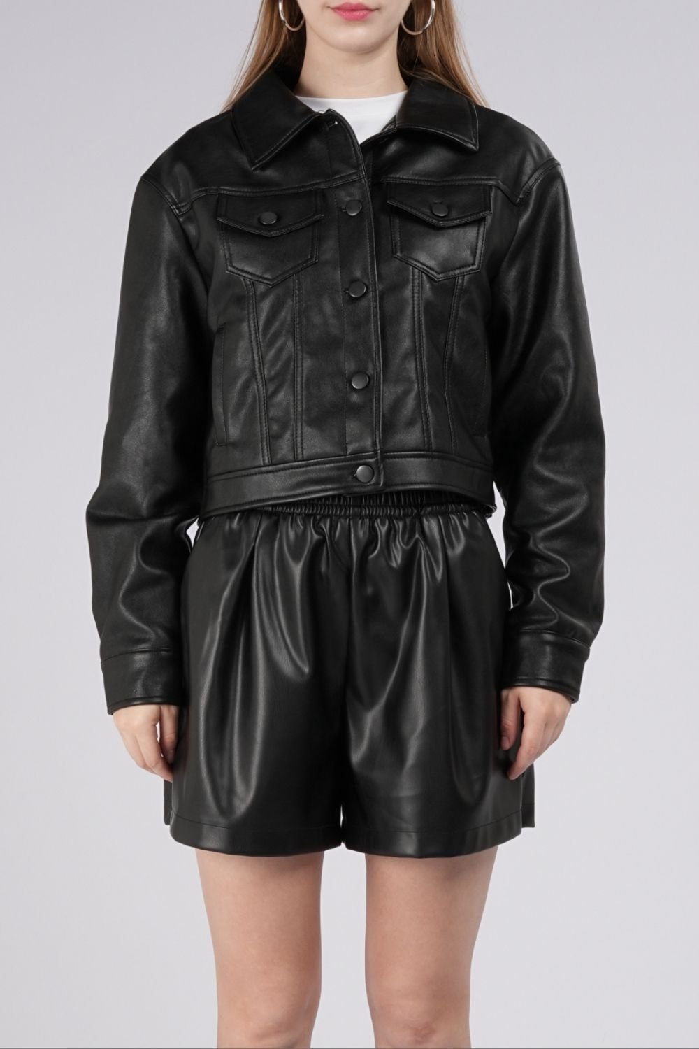 OUTTA BOX OUTTA BOX Women's Women's Vintage Lapel Cropped Faux Leather Jacket in Black - 4