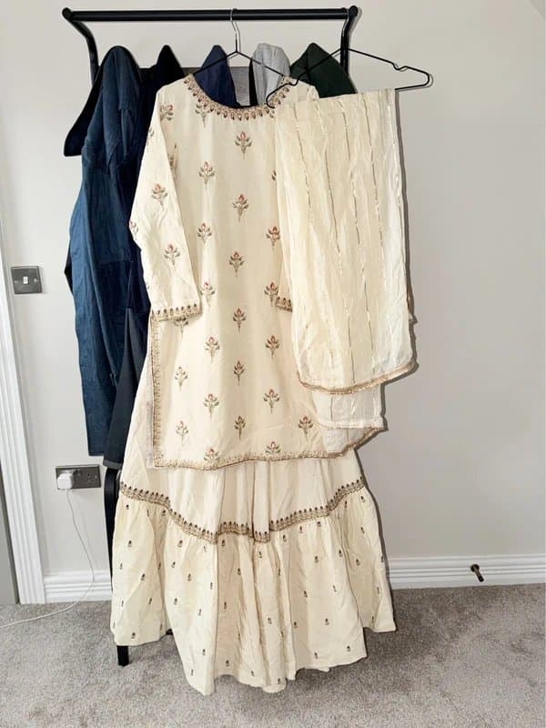 DYOT 3pc shirt lengha embroidered karandi suit