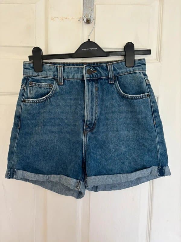 Bershka Bershka - High Waist Denim Shorts - 8/10