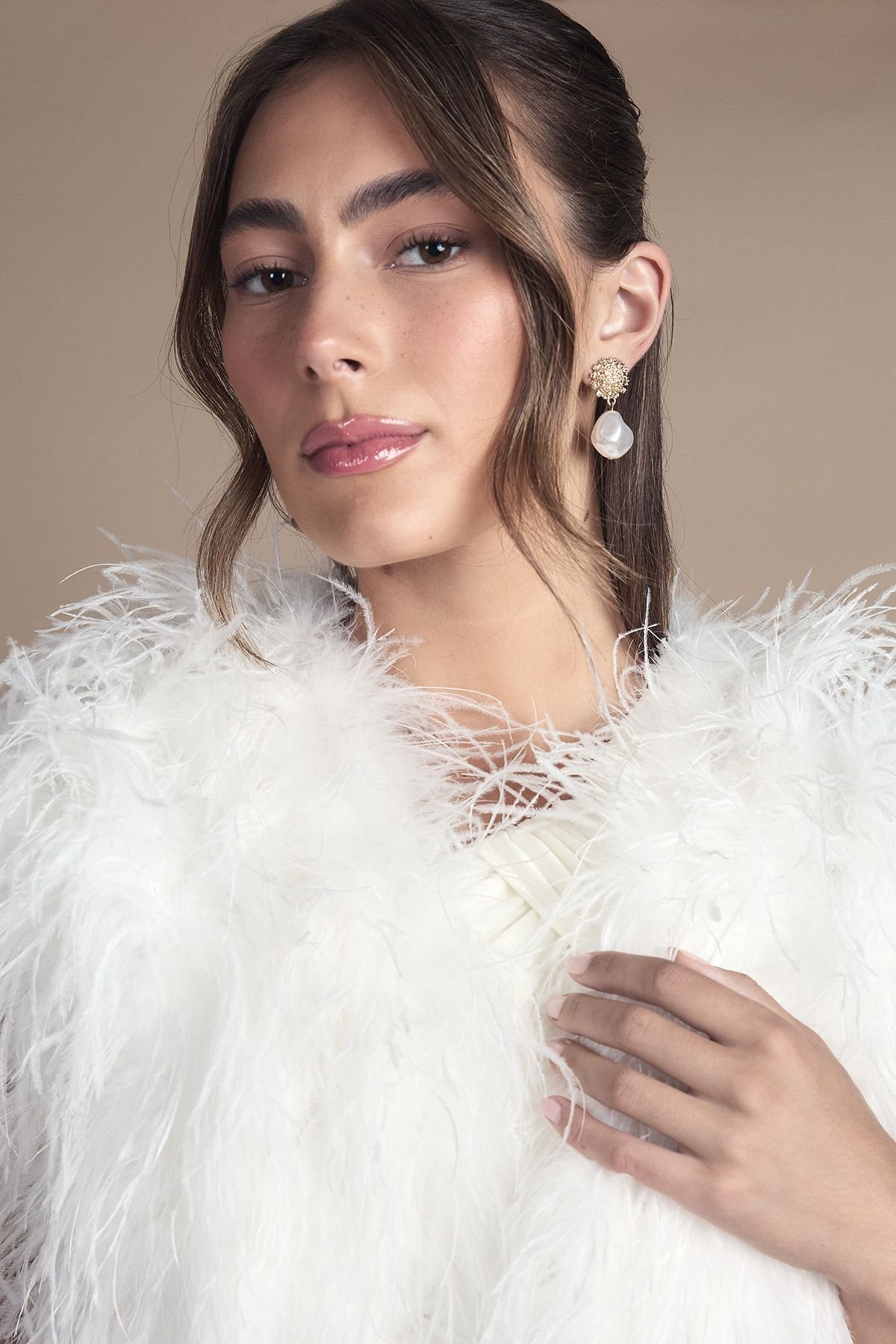 Coast Coast Women's Feather Bridal Bolero Cover Up in Ivory - 4