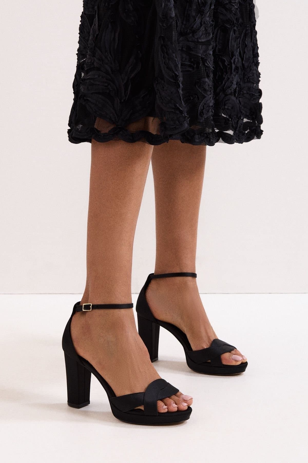 Phase Eight Phase Eight Women's Satin Twist Platform in Black