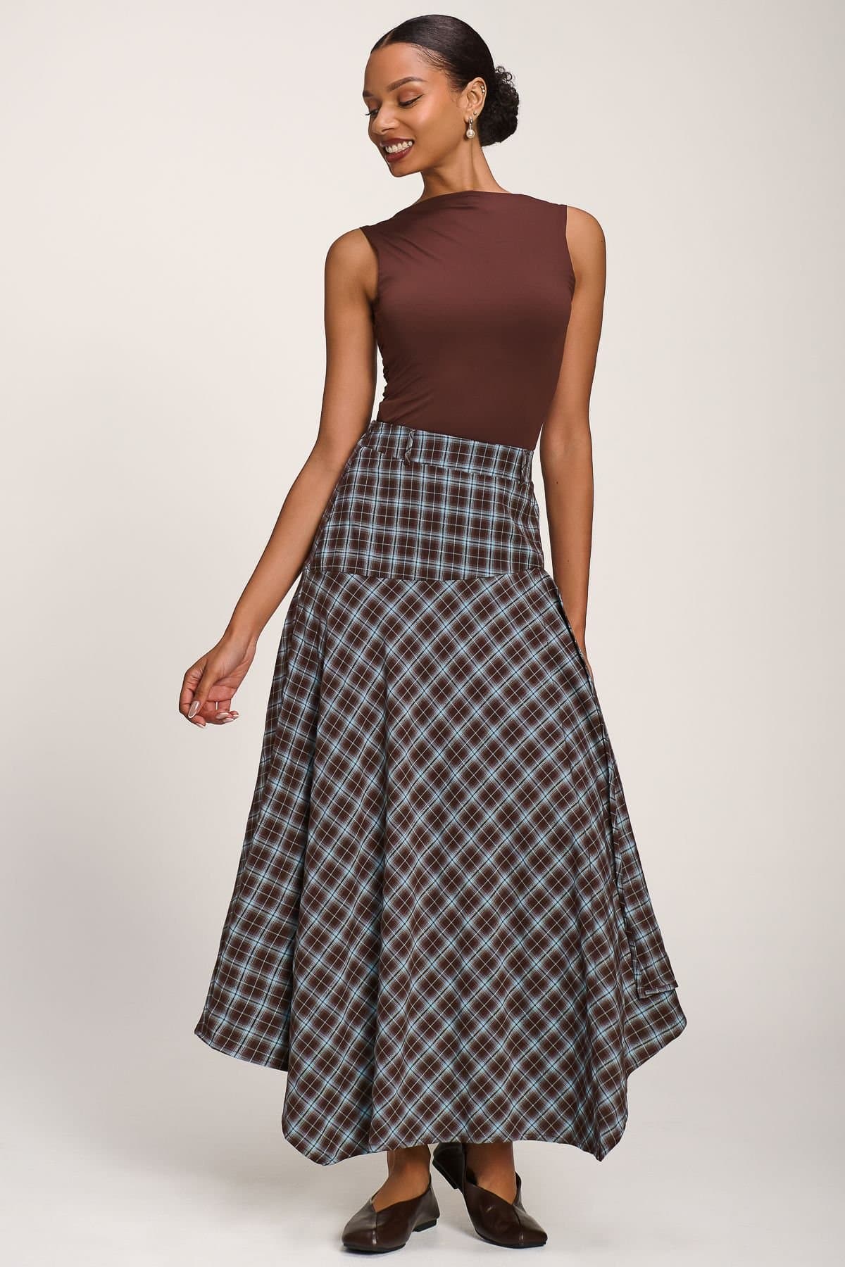 Jolie Moi Jolie Moi Women's Plaid Asymmetric Maxi Skirt in Light Brown