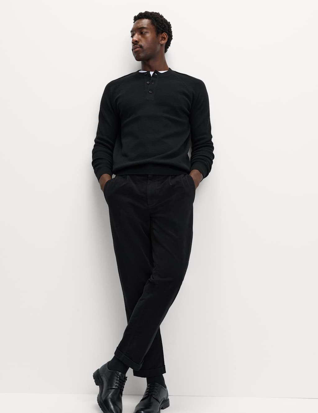 Marks & Spencer M&S Straight Fit Italian Moleskin Chino Trousers Black - 2