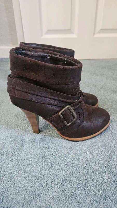 New Look New Look brown ankle boots