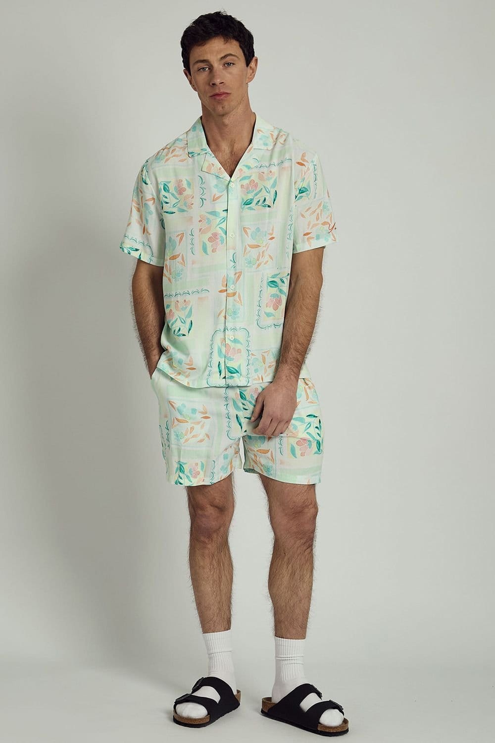 Native Youth Native Youth Men's Short Sleeve Lightweight Floral Relaxed Shirt in Off-White - 4