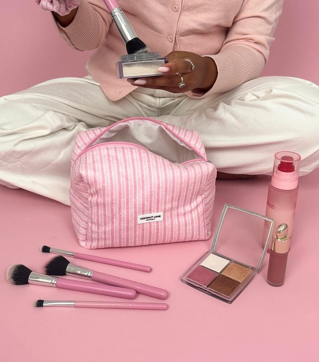 Coconut Lane Pink Powder Stripes Towel Makeup Bag Coconut Lane New Look - 3