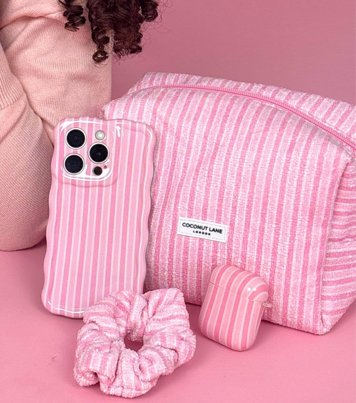 Coconut Lane Pink Powder Stripes Towel Makeup Bag Coconut Lane New Look - 4