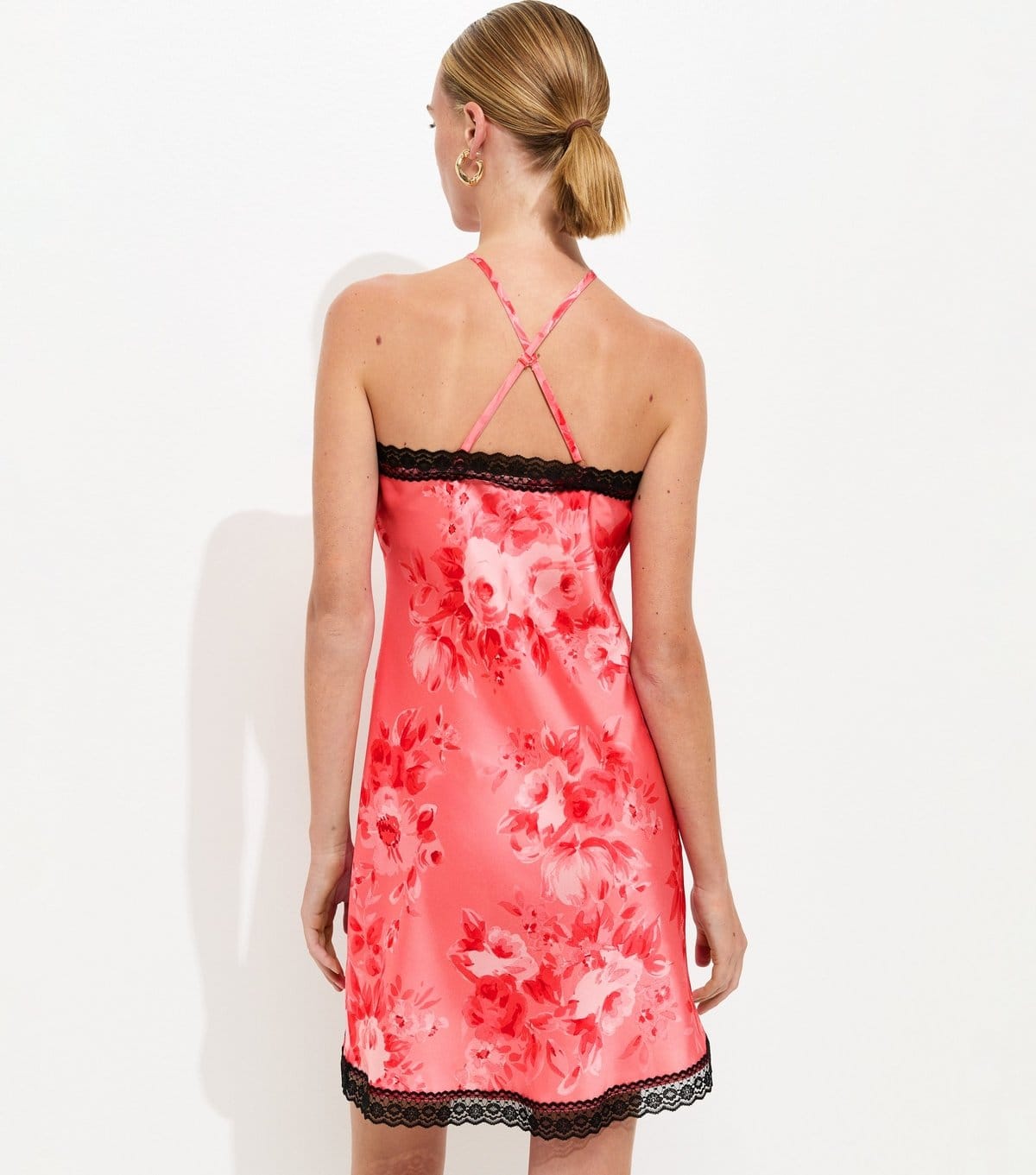 New Look Women's Pink Satin Rose Print Halterneck Mini Dress New Look - 4