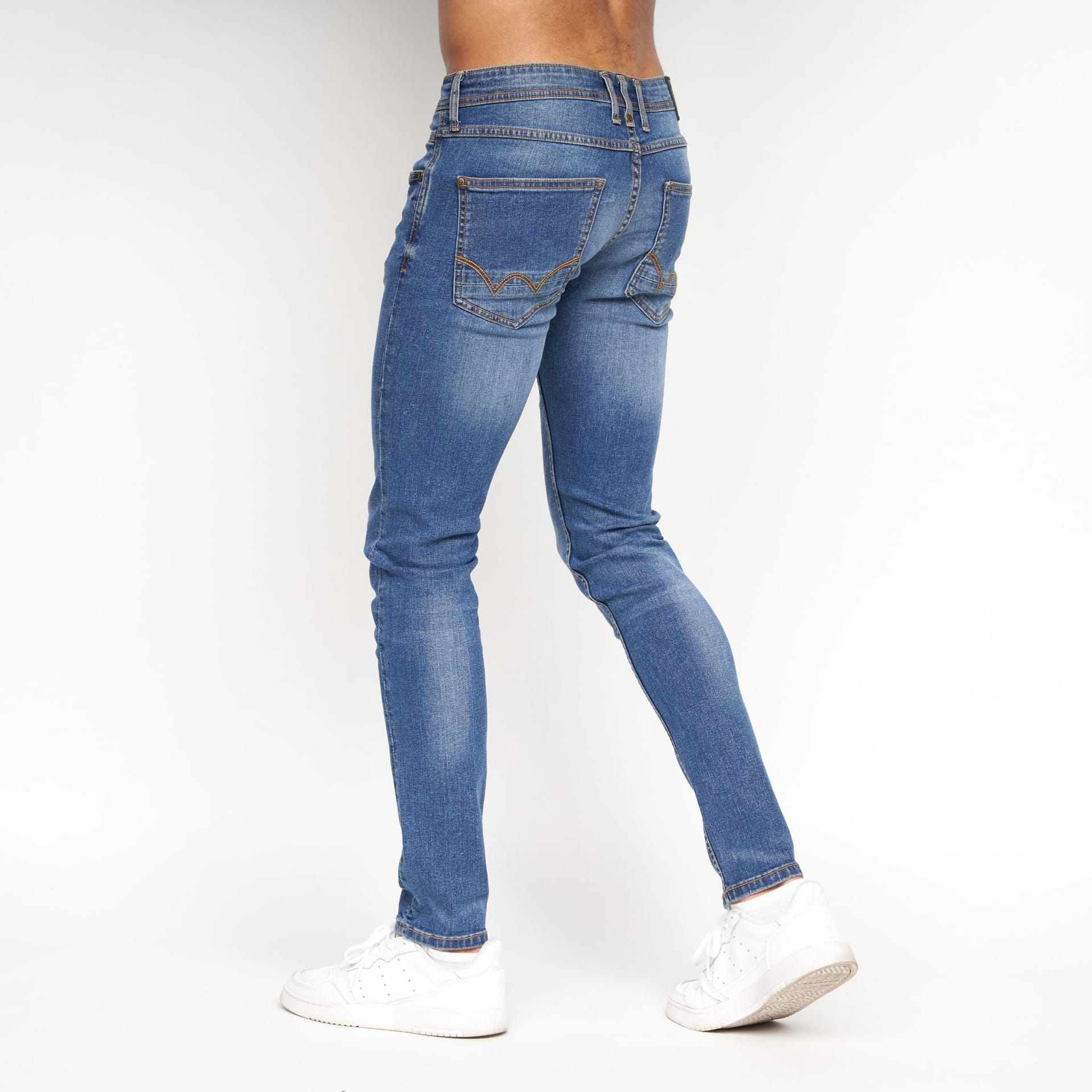 Duck&Cover Duck&Cover Maylead Men's Slim-Fit Five-Pocket Denim Jeans in Mid Blue - 4