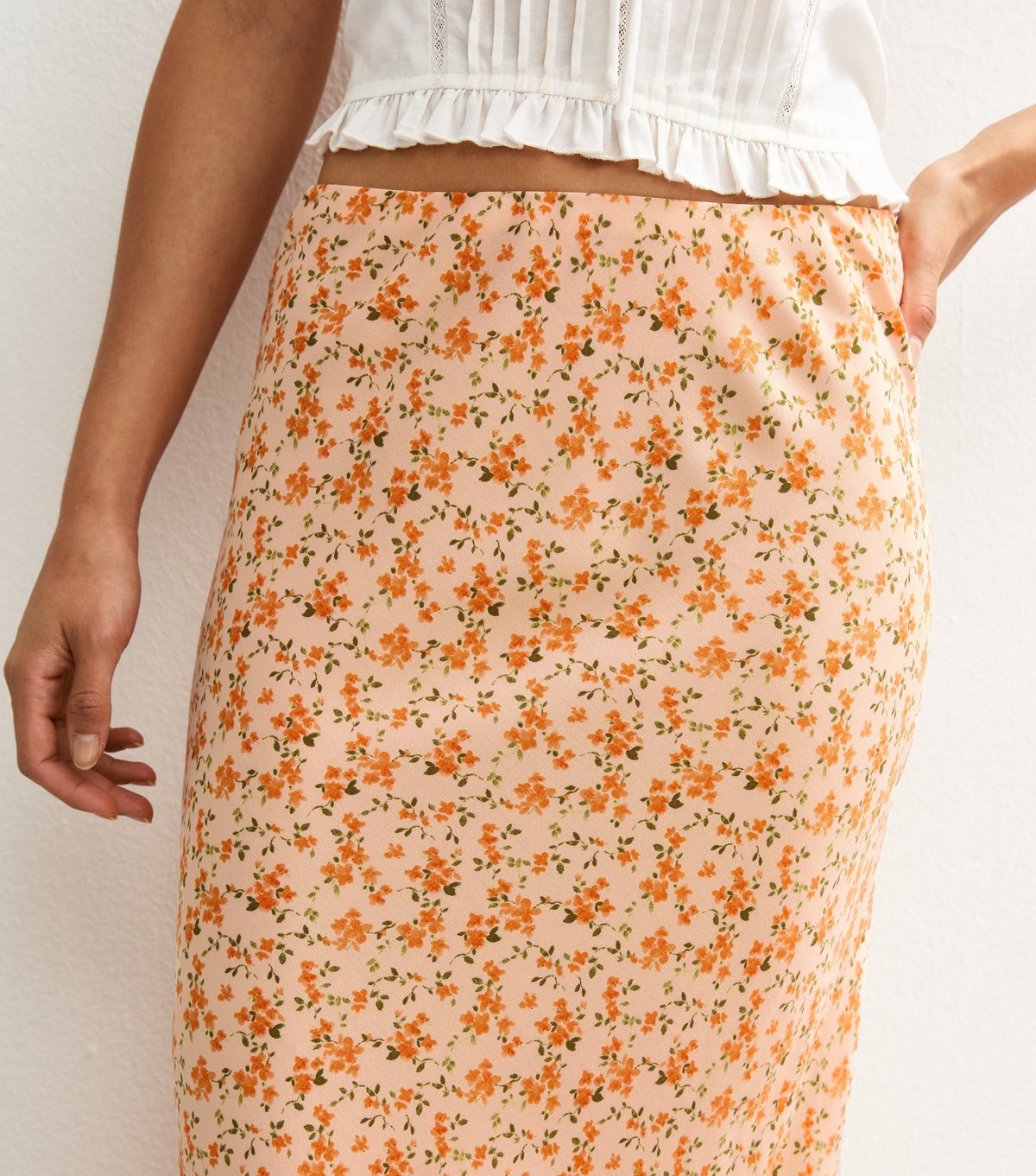 New Look Women's Orange Floral Print Bias Cut Midi Skirt New Look - 3