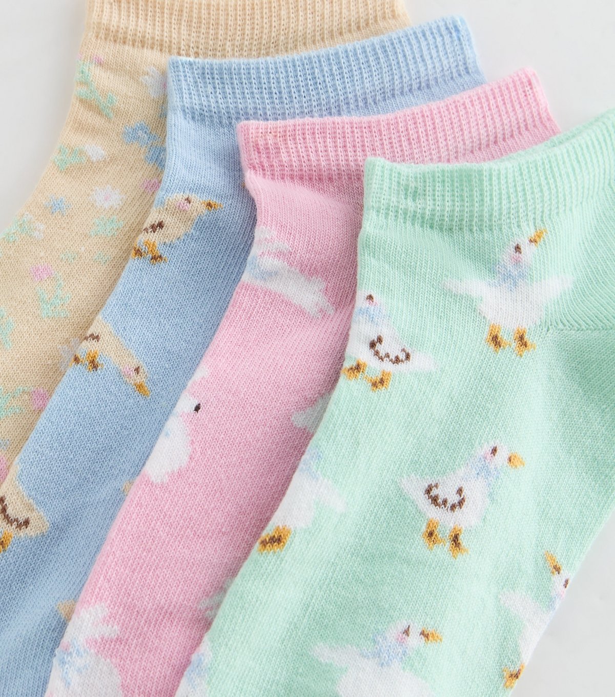 New Look Pack of 4 Multicolour Animal Patterned Trainer Socks New Look - 2