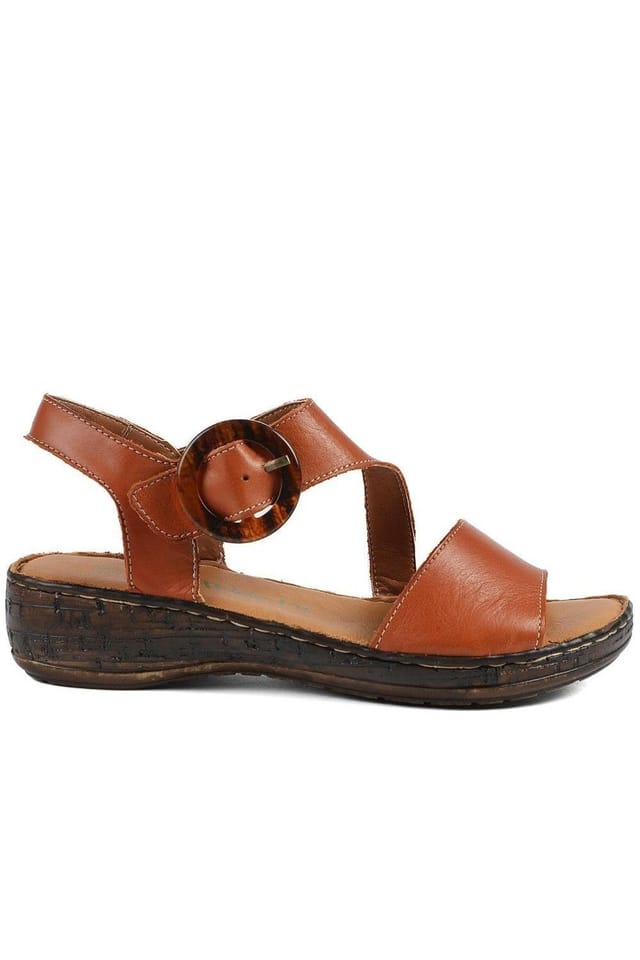 Pavers Pavers Women's Wide Fit Leather Sandals With Buckle Fastening in Tan - 2