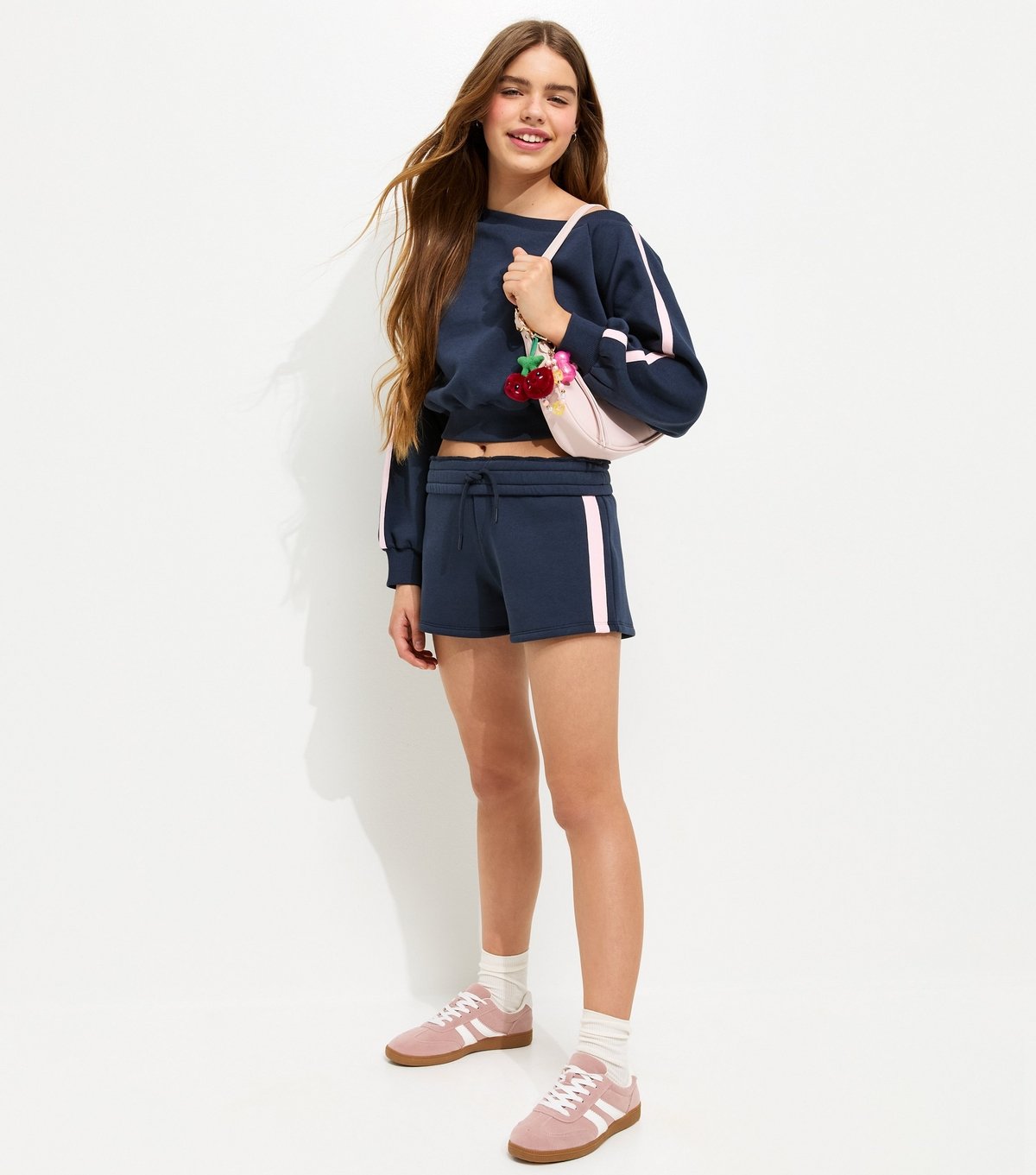 New Look Girls' Navy Side Stripe Drawstring Shorts New Look - 3