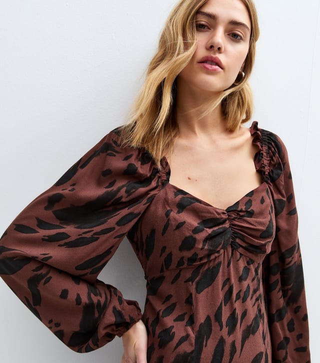 New Look Women's Red Animal Print Sweetheart Neck Mini Dress New Look - 2