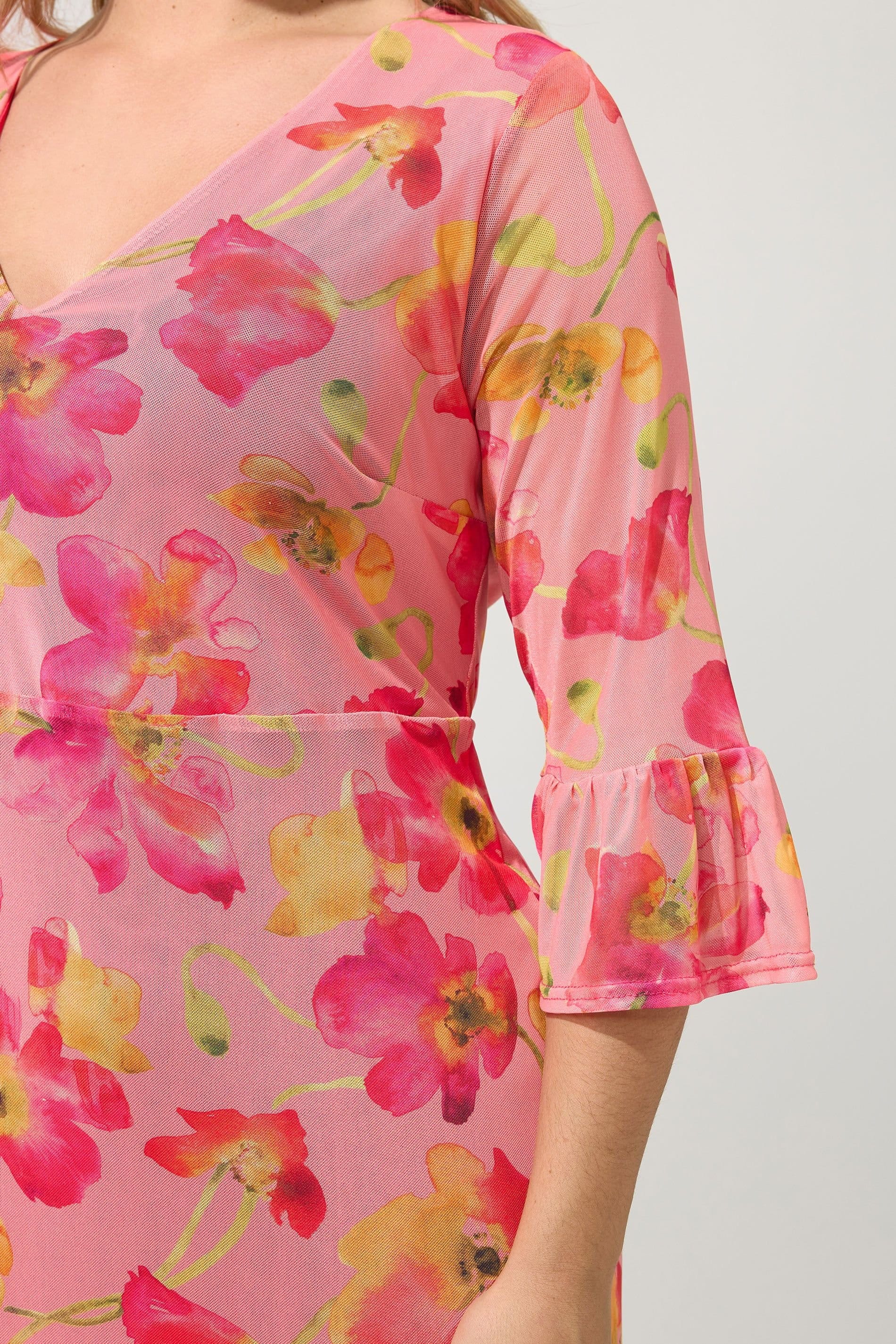 Yours Yours Women's Floral Mesh Tiered Dress in Pink - 4