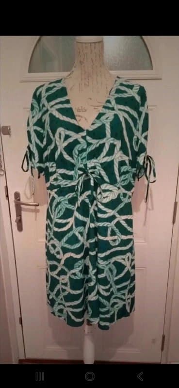 Red Herring 💖  BNWT 💖 Size 18 💗 Red Herring 💗 2 Tone Green 💗 Dress 💗