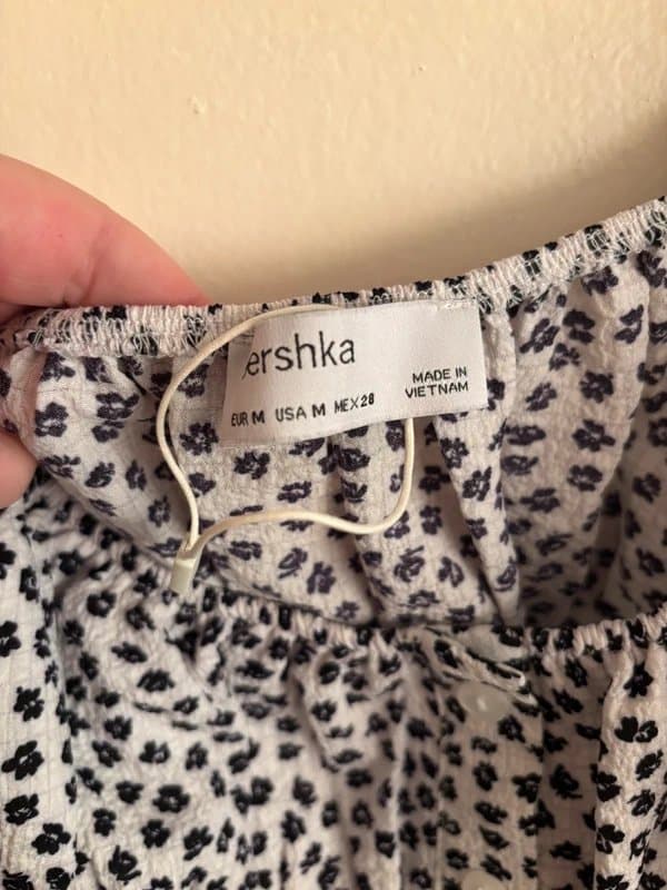Bershka Floral puff sleeve top
