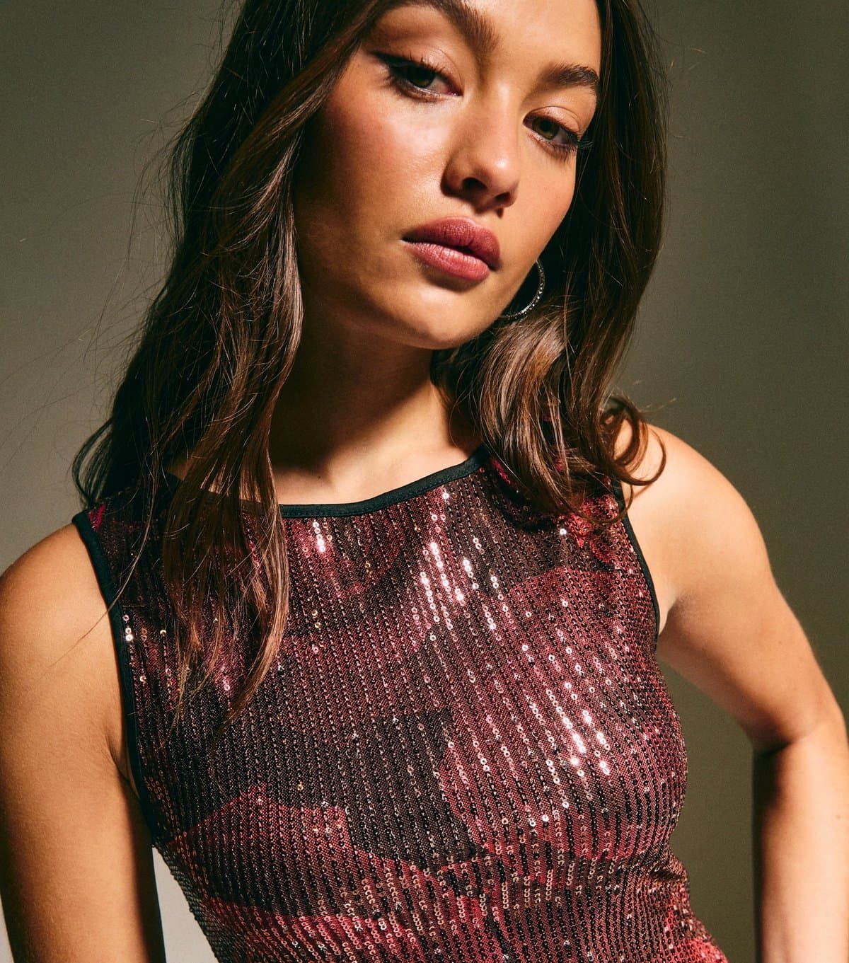 New Look Women's Red Sequin Rose Print Sleeveless Top New Look