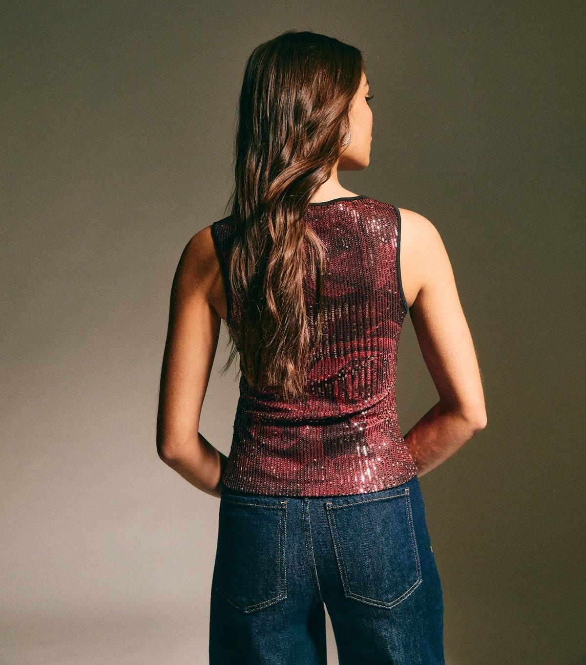 New Look Women's Red Sequin Rose Print Sleeveless Top New Look - 4