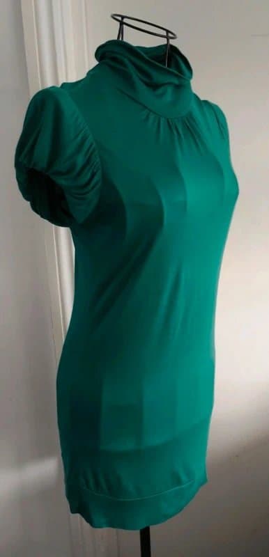 Topshop Vibrant Jewel Green Turtle Neck Short Sleeved Top Size 12