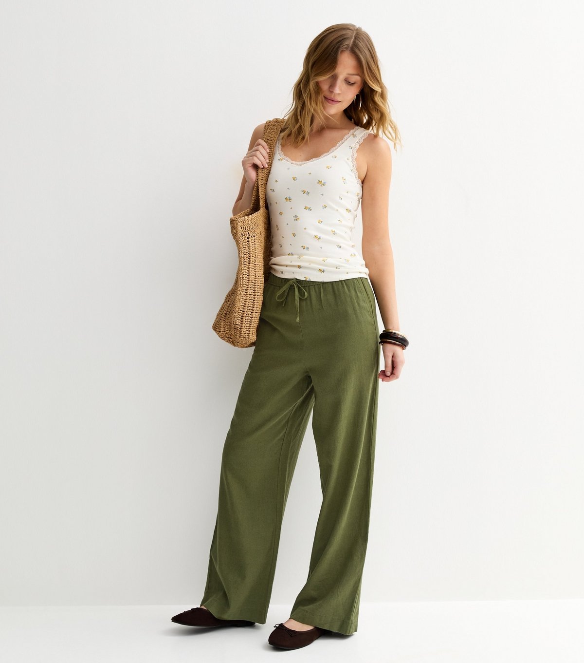 New Look Women's Green Linen Blend Wide Leg Trousers New Look - 2