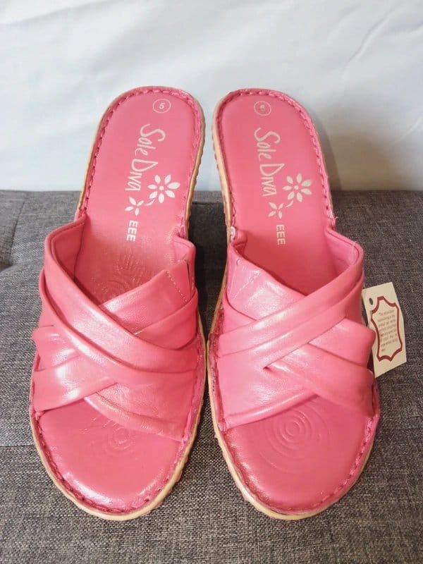 Viva La Diva Viva La Diva Sole Diva Fuchsia Leather Wedge Mule Sandals Size 5 EEE - 1