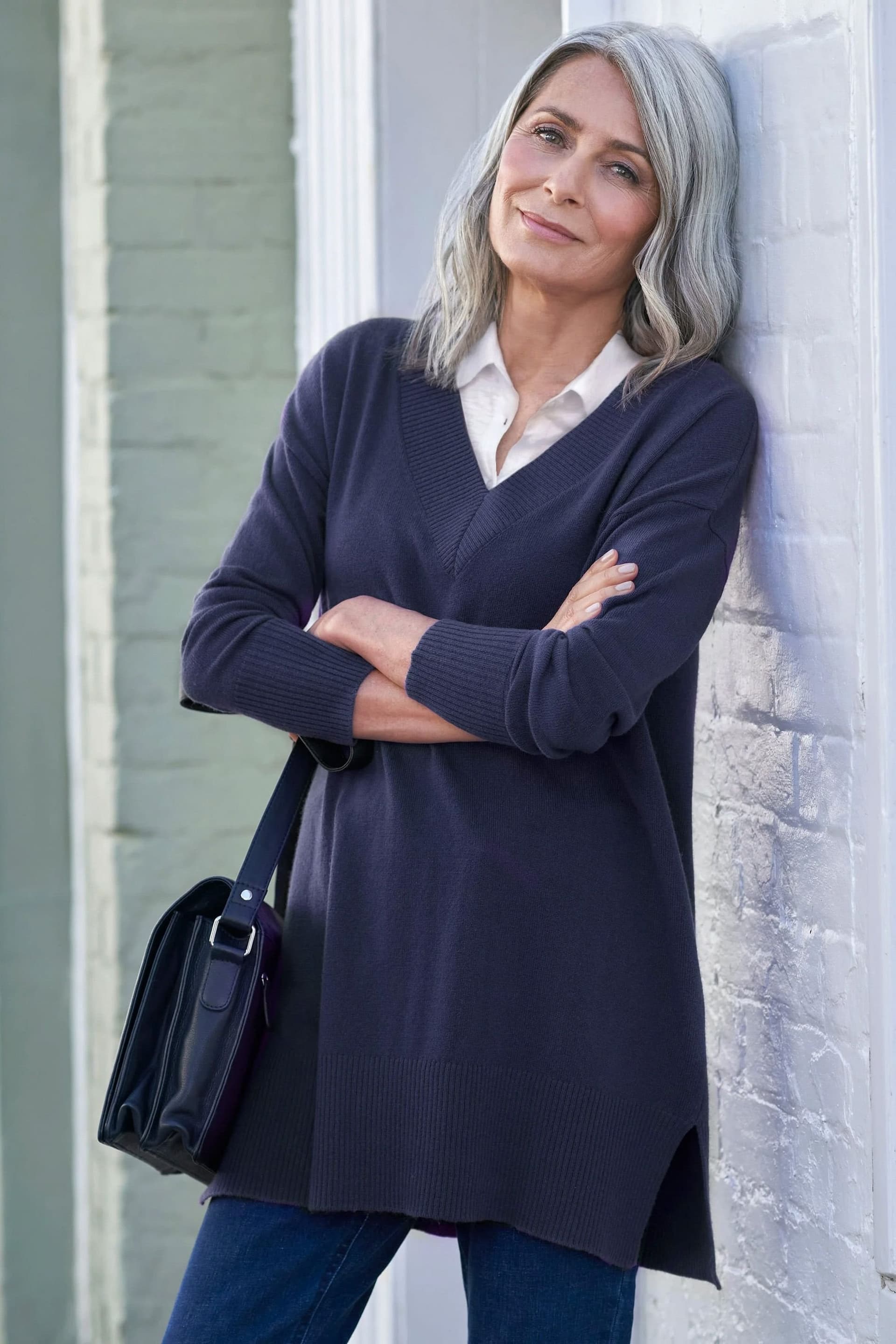 WoolOvers WoolOvers Women's Cashmere & Merino Deep V Neck Tunic in Dark Navy