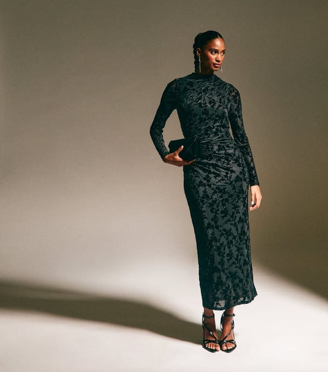 New Look Women's Black Velvet Floral Devore Long Sleeve Midi Dress New Look - 2