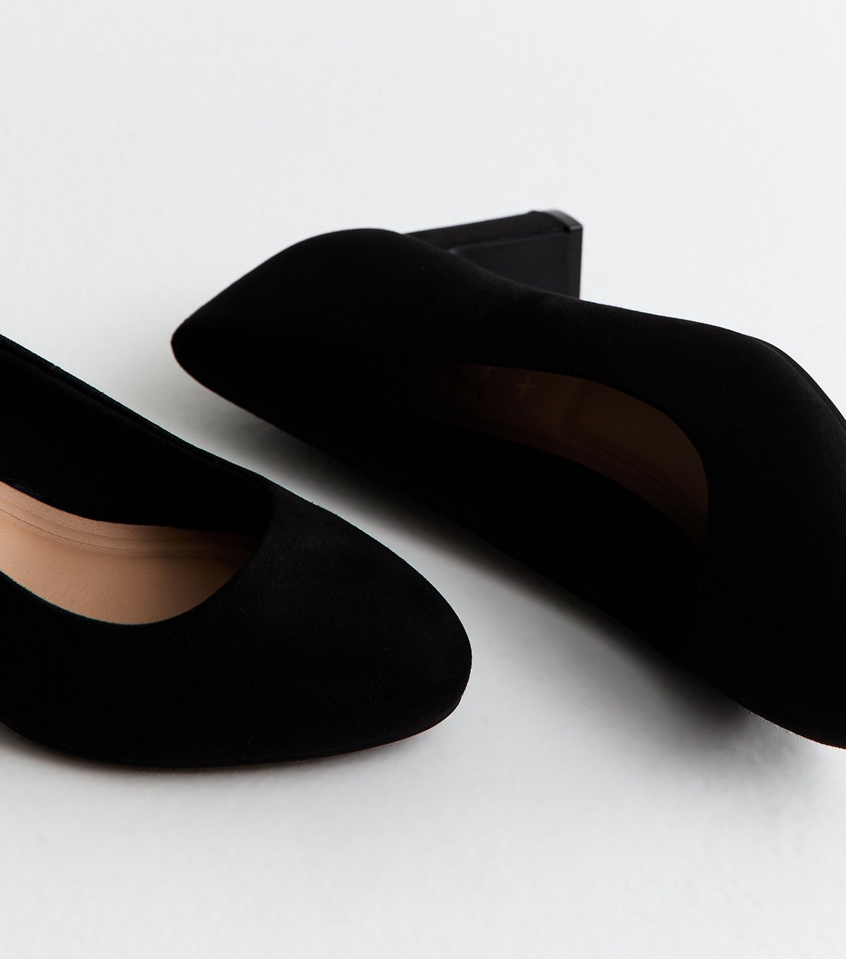 New Look Women's Extra Wide Fit Black Faux Suede Round Toe Court Shoes Vegan New Look - 3