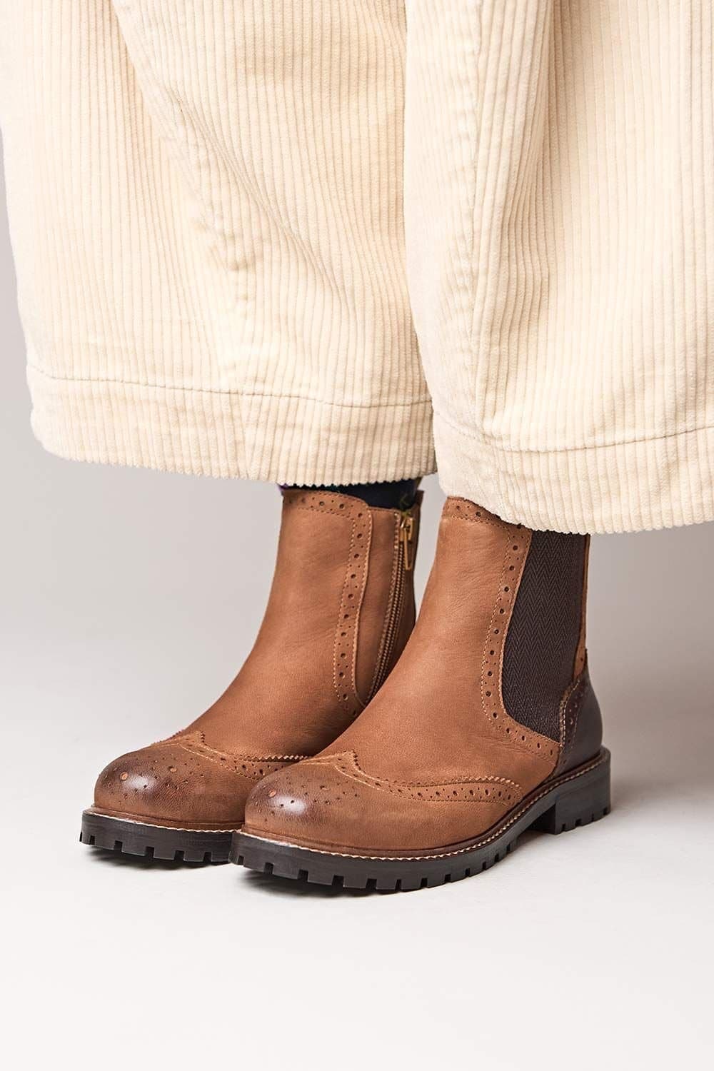 Moshulu Moshulu Women's 'Palsa' Brogue Style Chelsea Boot in Tan