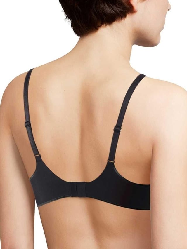 Chantelle Chantelle Women's Essentiall Extra Push-Up Bra in Black - 2