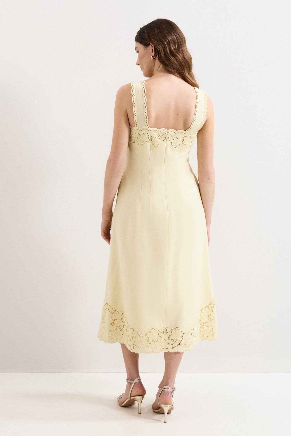 Phase Eight Phase Eight Women's Wilda Scalloped Lacy Midi Dress in Lemon - 4