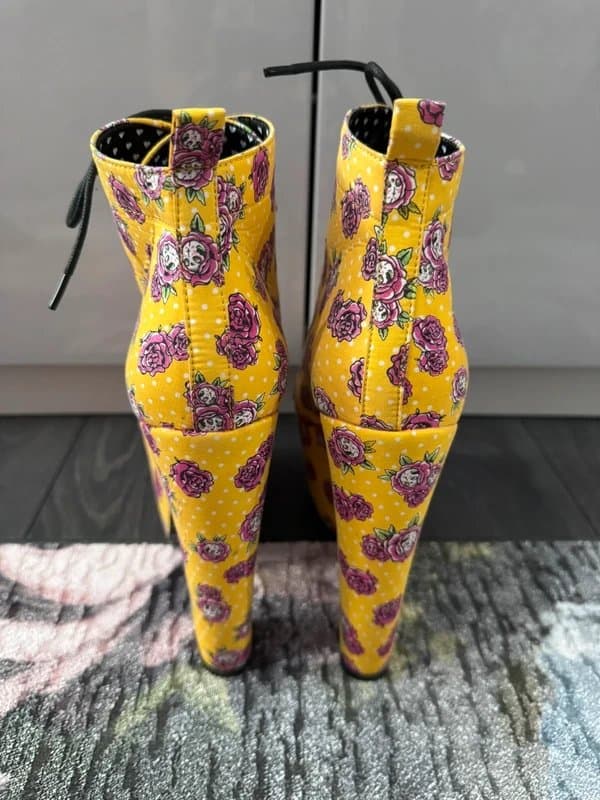 Iron Fist Iron Fist Scary Prairie Bootie Lace-up Platform Boots in Yellow with Pink Roses & Skulls UK Size 7