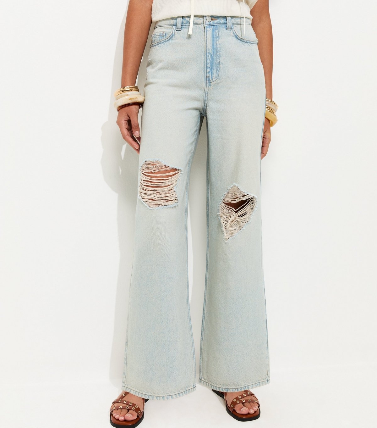 New Look Women's Light Blue Ripped Knee Wide Leg Adalae Jeans New Look - 3