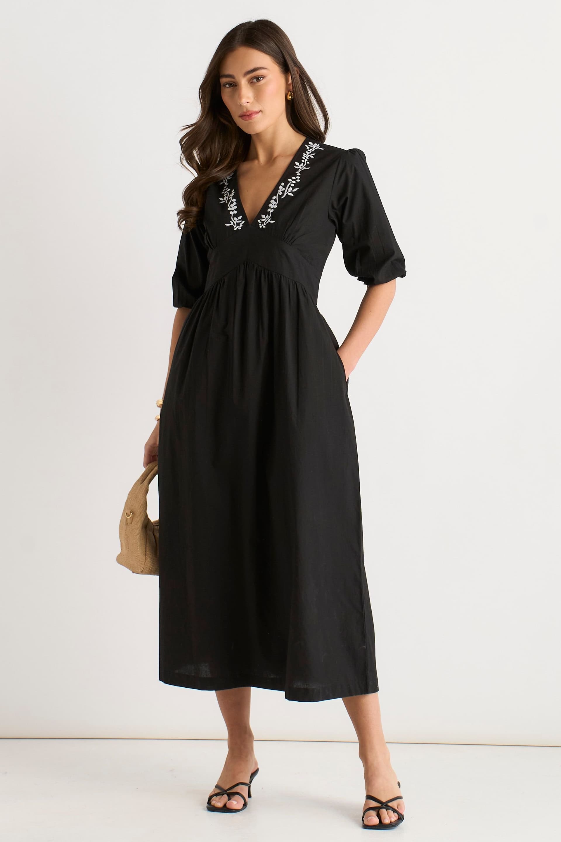 Gini London Gini London Women's Black Puff Sleeve Cotton Embroidered Midi Dress