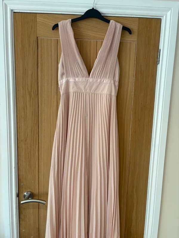 ASOS ASOS pink chiffon long occasion bridesmaid evening dress size 8