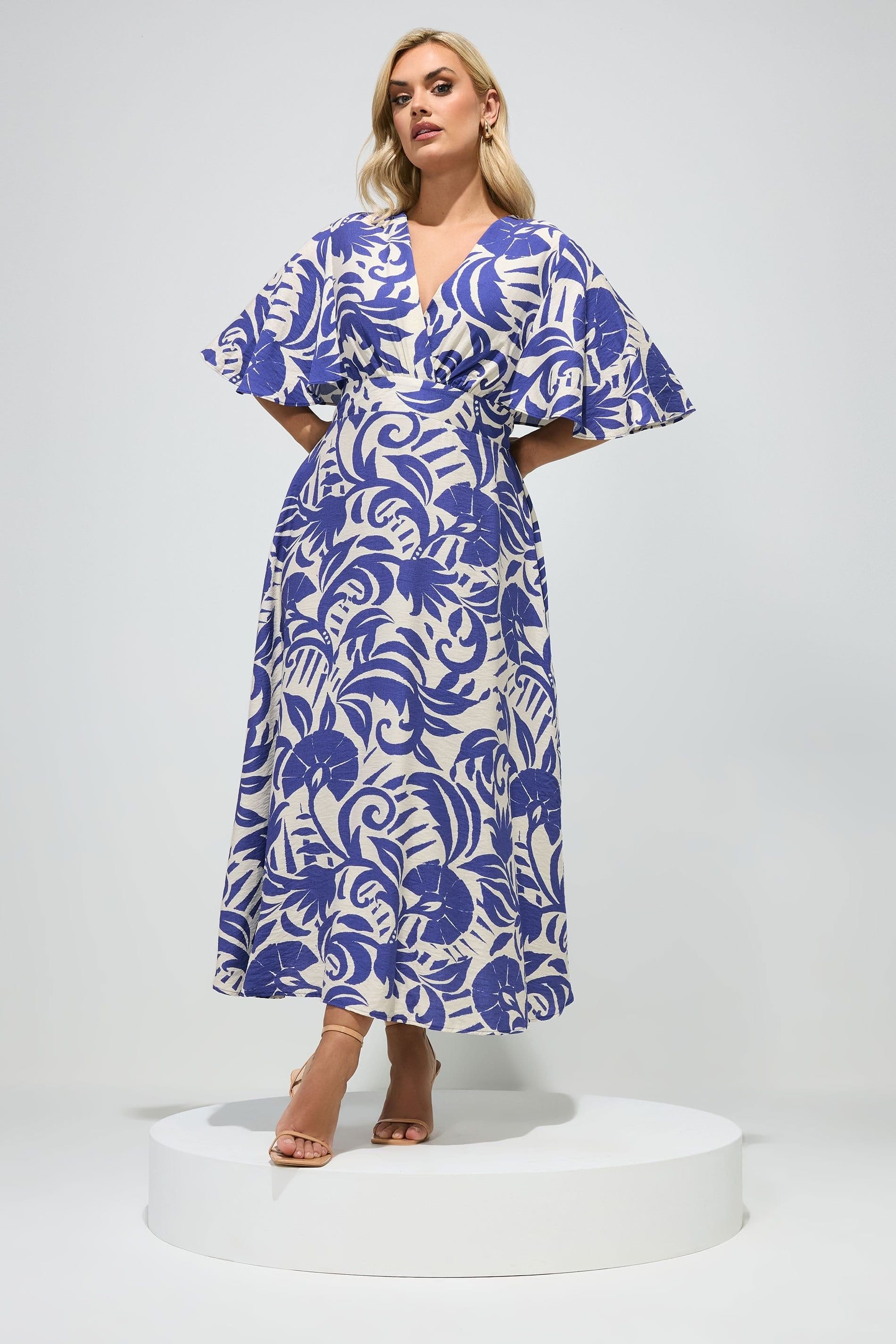 Yours Yours Women's Floral Linen Look Wrap Dress in Blue - 4