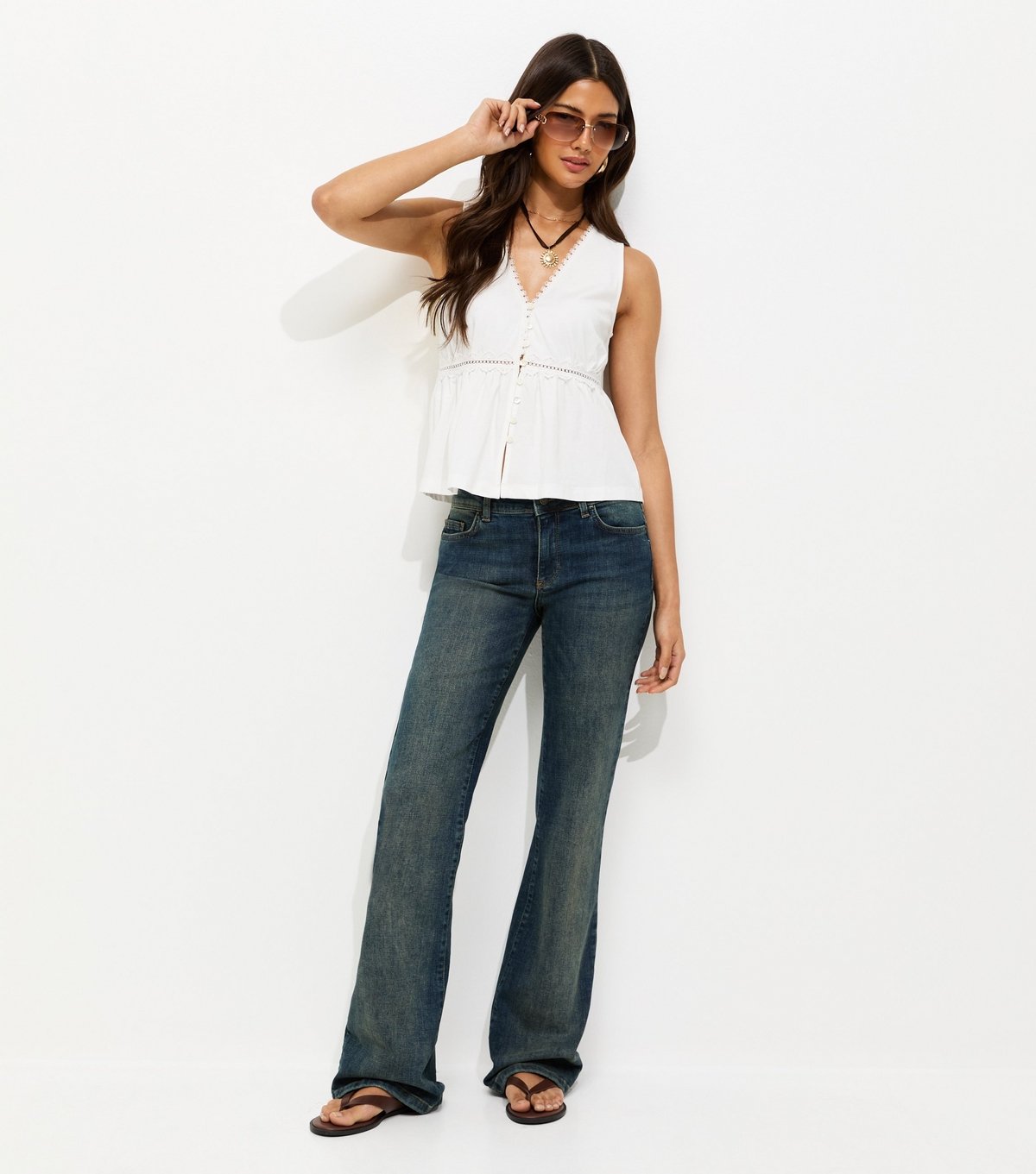 New Look Women's White Lace Trim Button Font Peplum Waist Tank Top New Look - 3