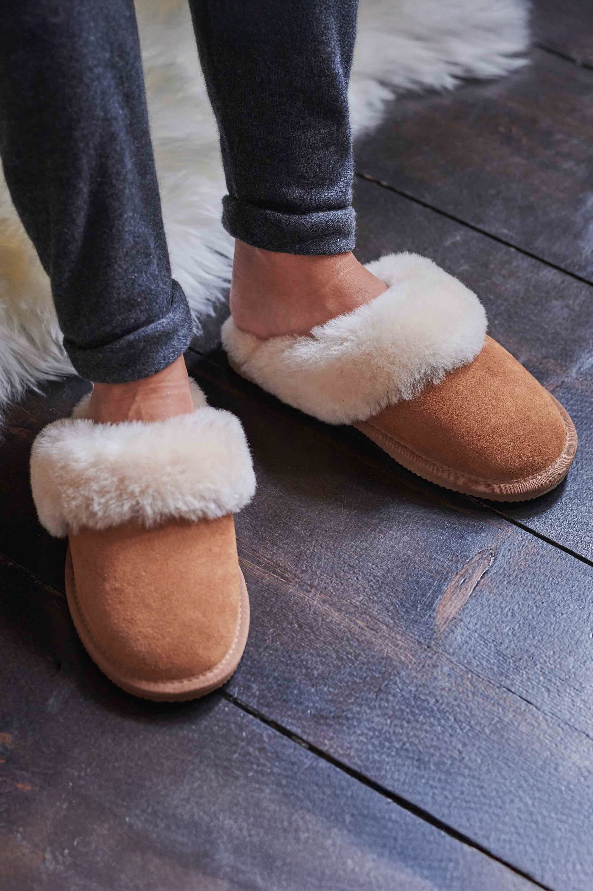 WoolOvers WoolOvers Women's Womens Sheepskin Mule Slipper in Tan - 2