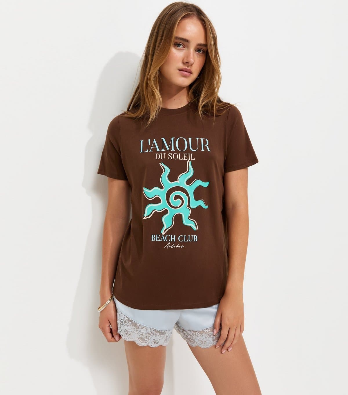 New Look Women's Dark Brown Cotton Sun Print Crew Neck T-Shirt New Look