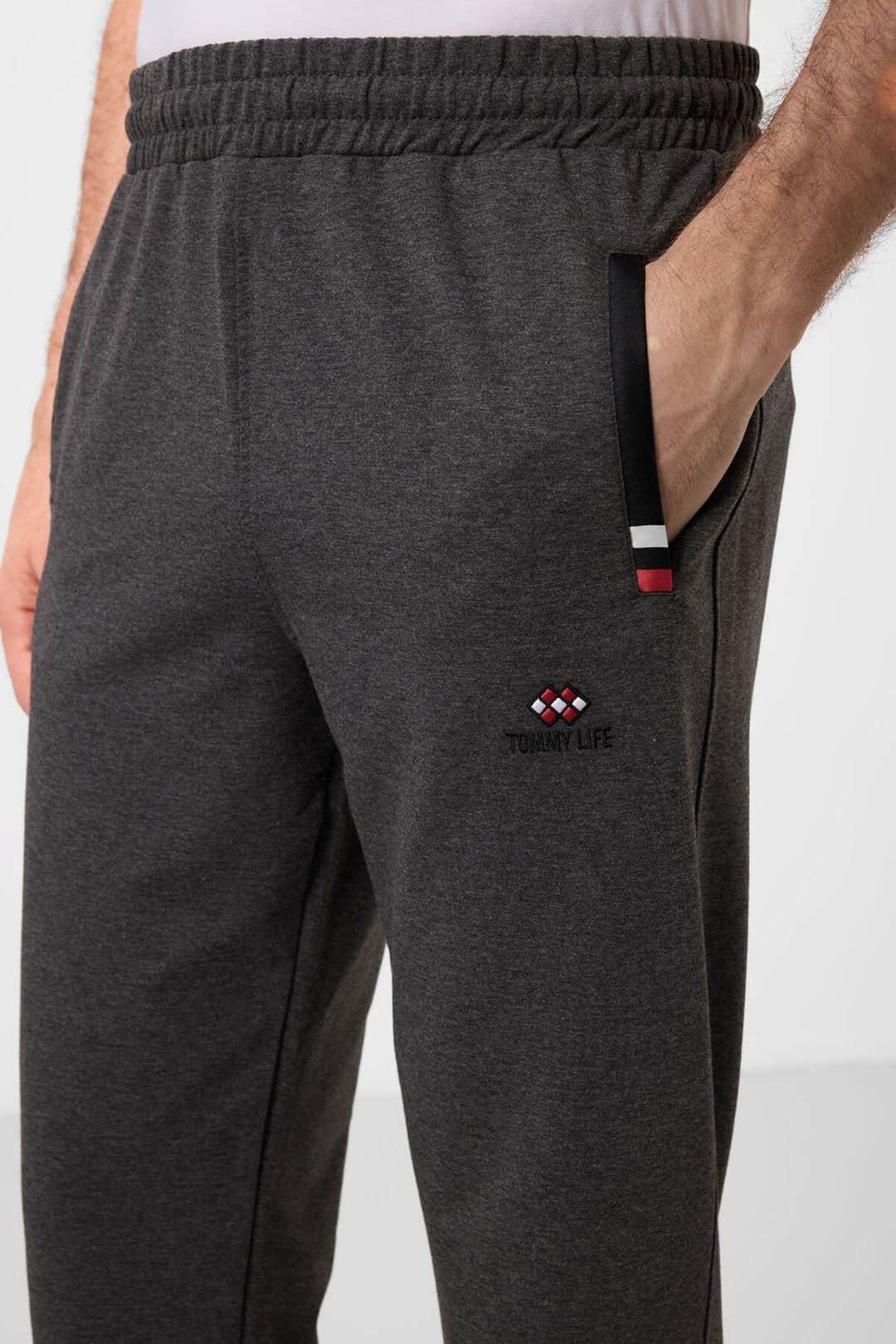 Tommy Life Tommy Life Men's Slim Fit Straight Leg Sweatpants in Charcoal - 4