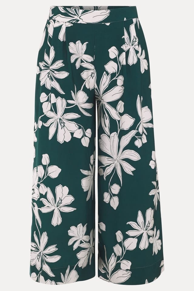 Phase Eight Phase Eight Women's Josie Culotte Crop Trousers in Bottle Green - 2