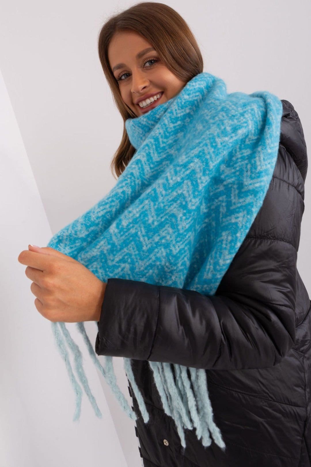 Love Lace Love Lace Women's Long Geometric Pattern Polyester Scarf with Tassels for Fall in Blue - 4